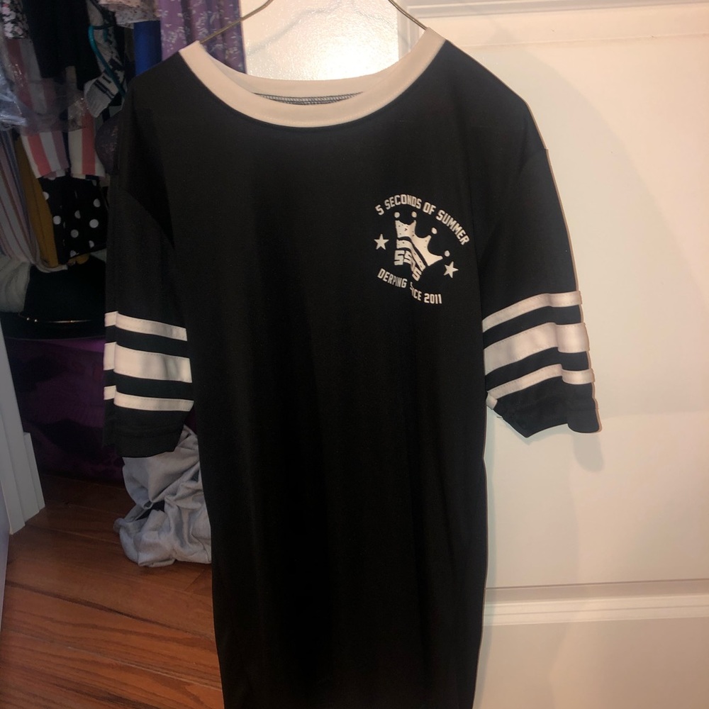 Five Seconds of Summer 2016 World Tour Shirt